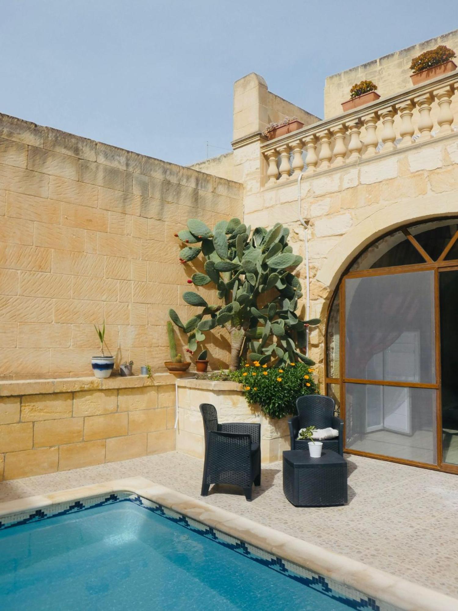 A La Maison B&B Xaghra Exterior photo